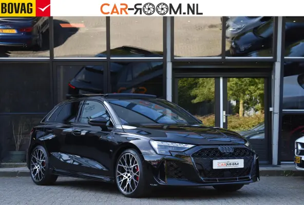 2.5 TFSI RS 3 quattro Hulk Sonos HUD Pano