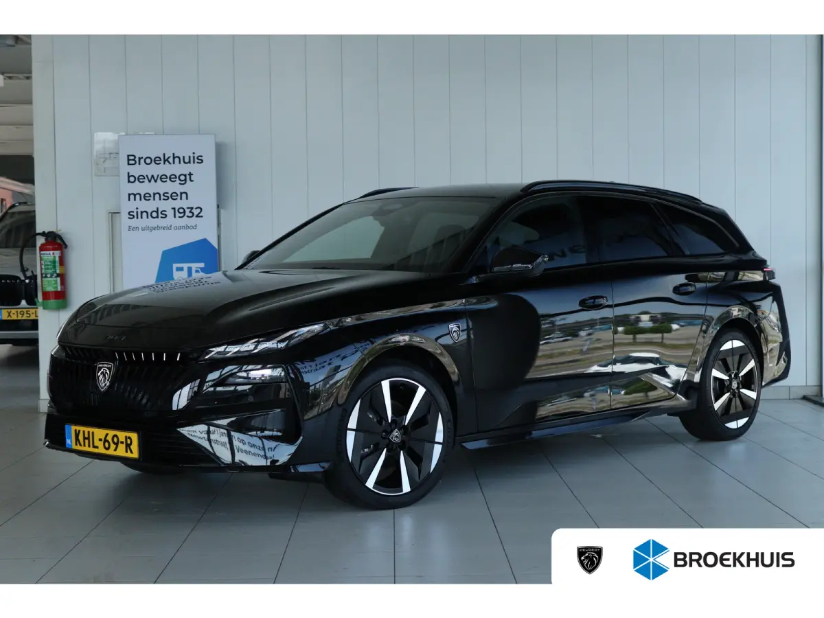 GT 54 kWh | Adapt. Cruise | Alcantara | 360 Camera | Massage | Elektr. Klep | Stoel+Stuurverwarming | Carplay | Navi | Climate | Matrix LED | Keyless | AGR