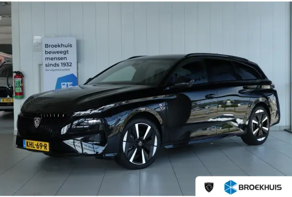 GT 54 kWh | Adapt. Cruise | Alcantara | 360 Camera | Massage | Elektr. Klep | Stoel+Stuurverwarming | Carplay | Navi | Climate | Matrix LED | Keyless | AGR