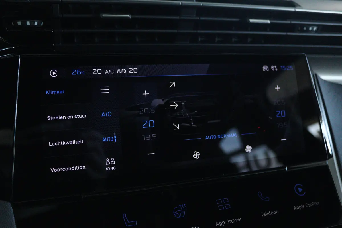GT 54 kWh | Adapt. Cruise | Alcantara | 360 Camera | Massage | Elektr. Klep | Stoel+Stuurverwarming | Carplay | Navi | Climate | Matrix LED | Keyless | AGR