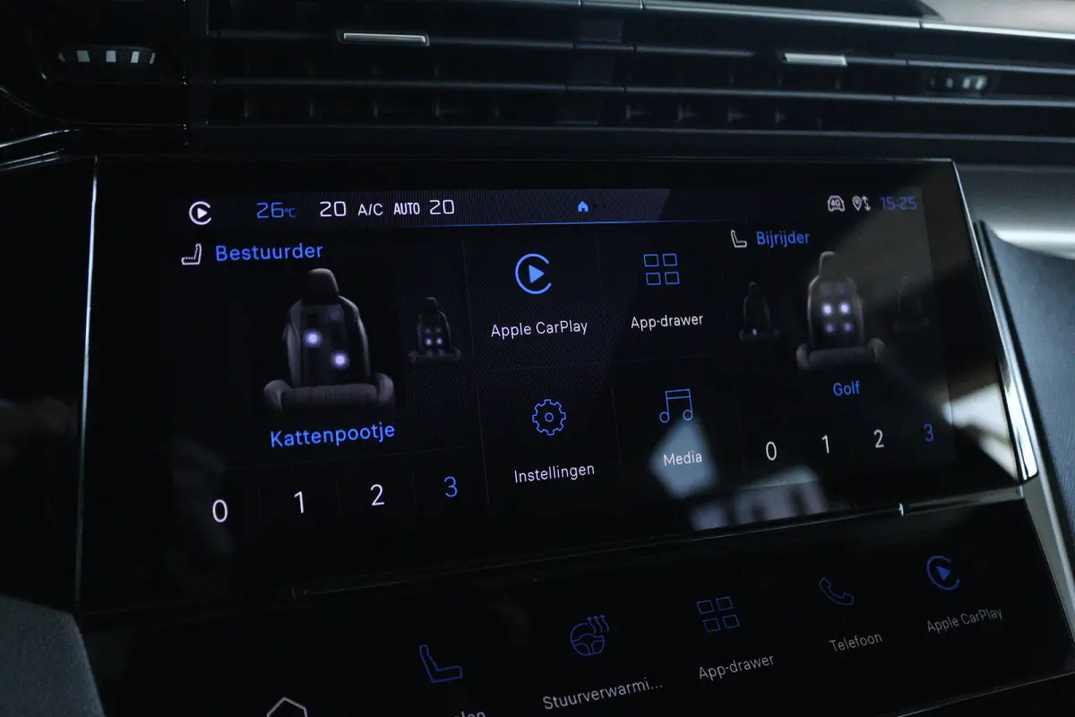GT 54 kWh | Adapt. Cruise | Alcantara | 360 Camera | Massage | Elektr. Klep | Stoel+Stuurverwarming | Carplay | Navi | Climate | Matrix LED | Keyless | AGR