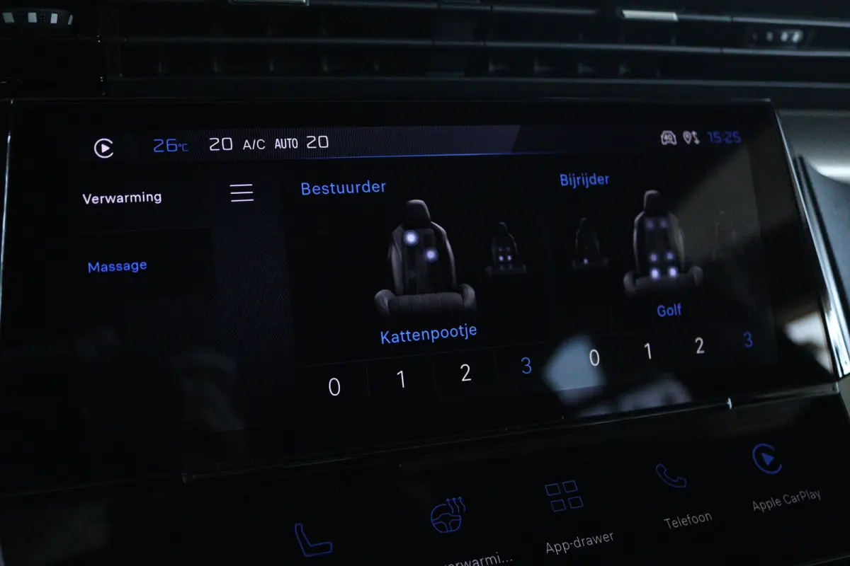 GT 54 kWh | Adapt. Cruise | Alcantara | 360 Camera | Massage | Elektr. Klep | Stoel+Stuurverwarming | Carplay | Navi | Climate | Matrix LED | Keyless | AGR