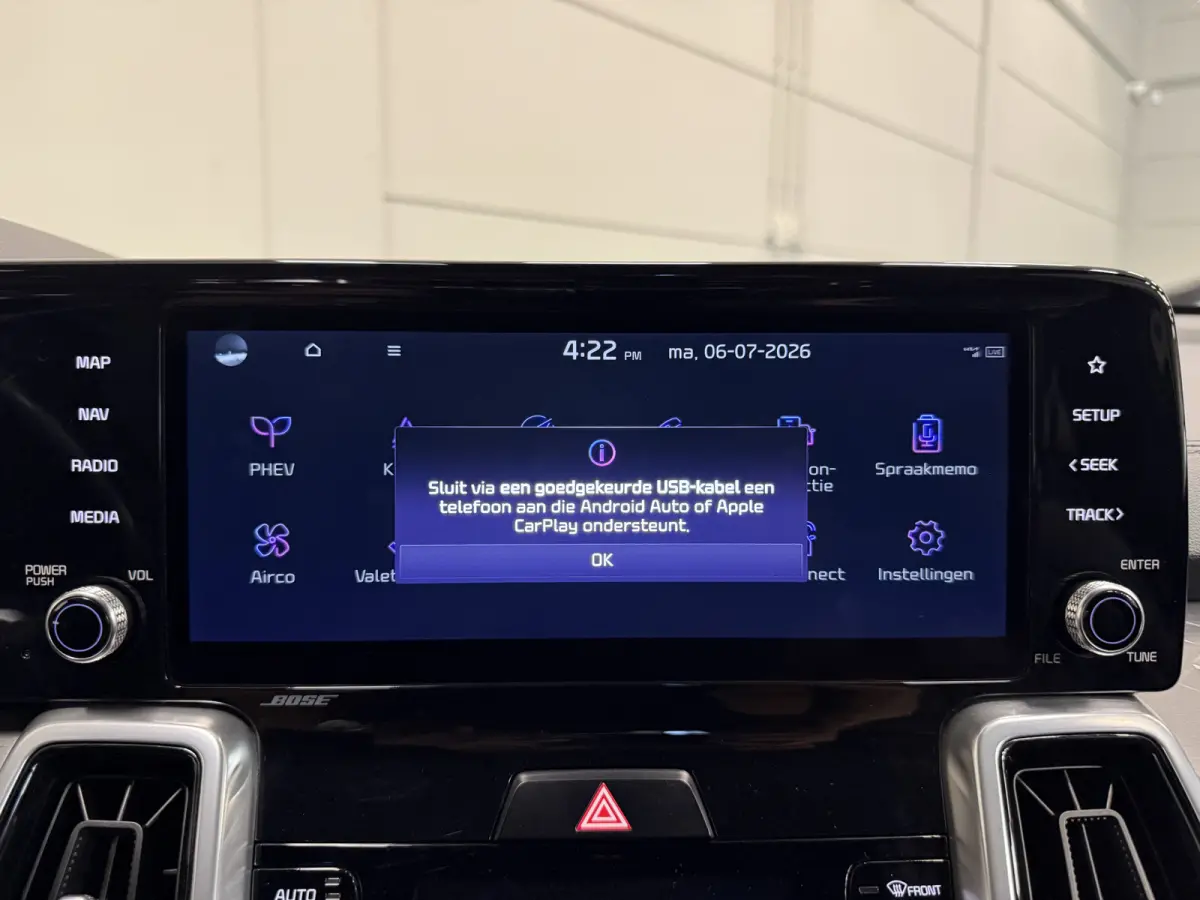 1.6 T-GDI Plug-in Hybrid 4WD Platinum LEER/HEAD-UP/BOSE/360CAMERA/SOH 97%/LED/VENTILATIE+MEMORY/CARPLAY/19"/EL.A.KLEP/DONKERE-HEMEL/NIVEAU-REGELING/NET GROTE OH BEURT GEHAD BIJ KIA DEALER (/