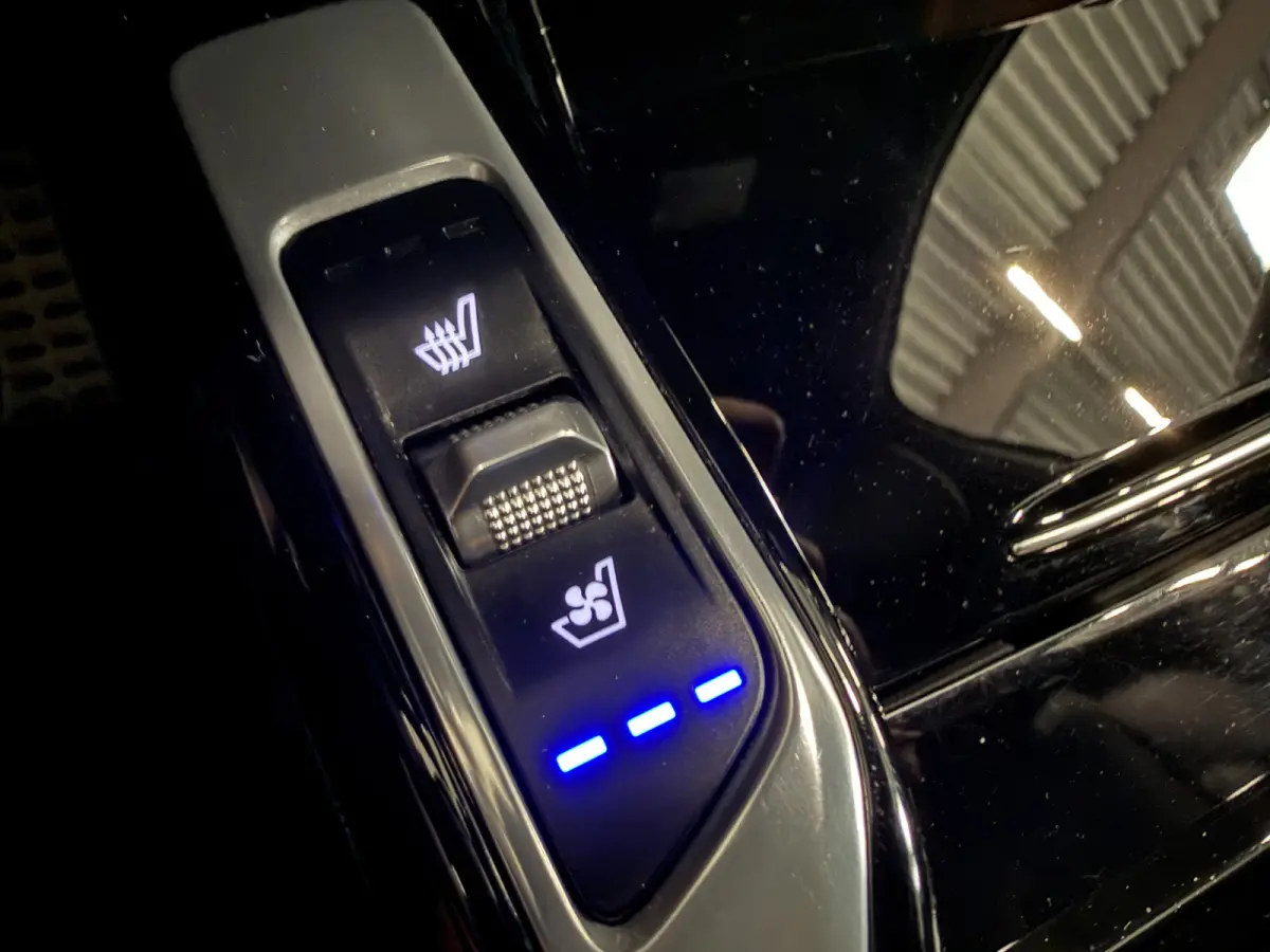 1.6 T-GDI Plug-in Hybrid 4WD Platinum LEER/HEAD-UP/BOSE/360CAMERA/SOH 97%/LED/VENTILATIE+MEMORY/CARPLAY/19"/EL.A.KLEP/DONKERE-HEMEL/NIVEAU-REGELING/NET GROTE OH BEURT GEHAD BIJ KIA DEALER (/