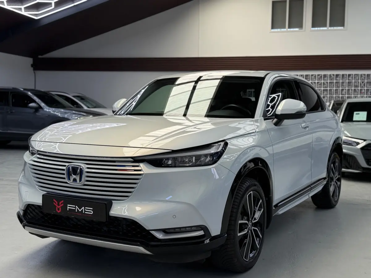 1.5 e:HEV Advance Style Camera CarPlay