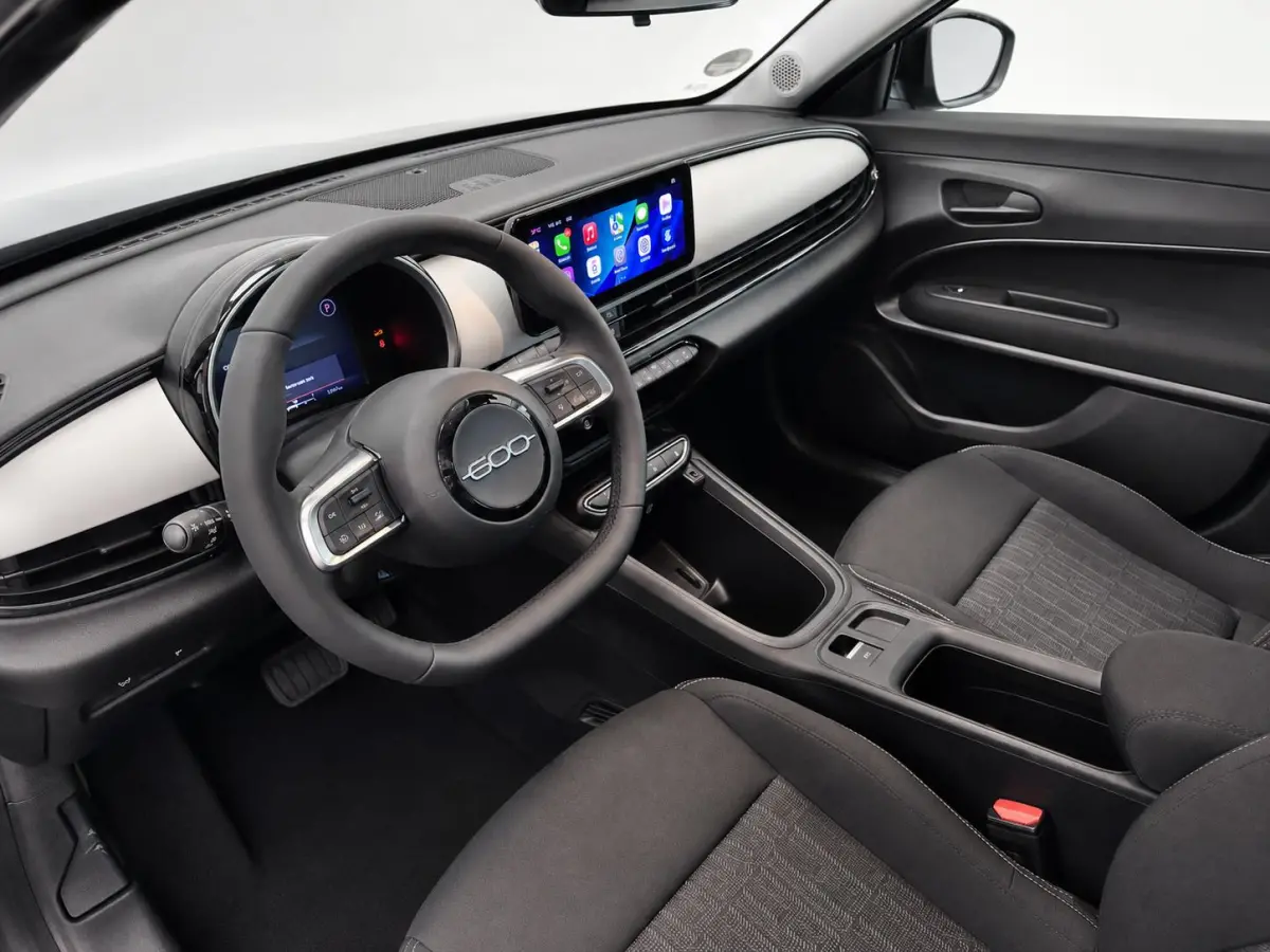 1.2 Hybrid Icon Wireless CarPlay Stoelverwarming Cruise Control PDC+Camera achter Full  LED Virtual Cockpit