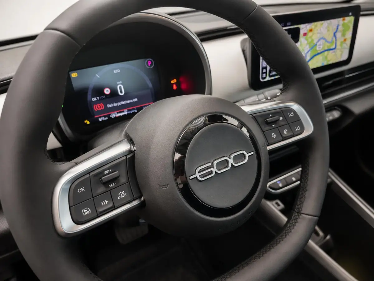 1.2 Hybrid Icon Wireless CarPlay Stoelverwarming Cruise Control PDC+Camera achter Full  LED Virtual Cockpit