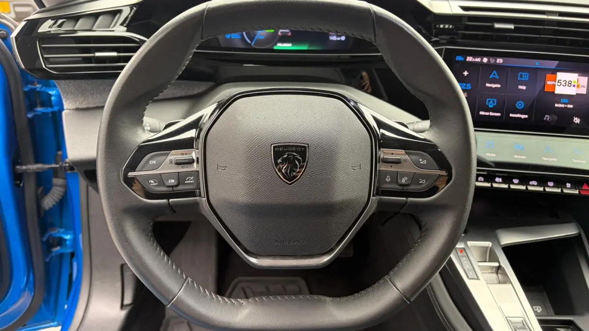 1.6 HYBRID 180PK ALLURE PACK BUSINESS AUTOMAAT / NAVI / LEDER / CLIMA / PDC / 17" LMV / CAMERA / KEYLESS / AFN. TREKHAAK / FULL-LED / WINTERPAKKET / BLUETOOTH / CRUISECONTROL !!