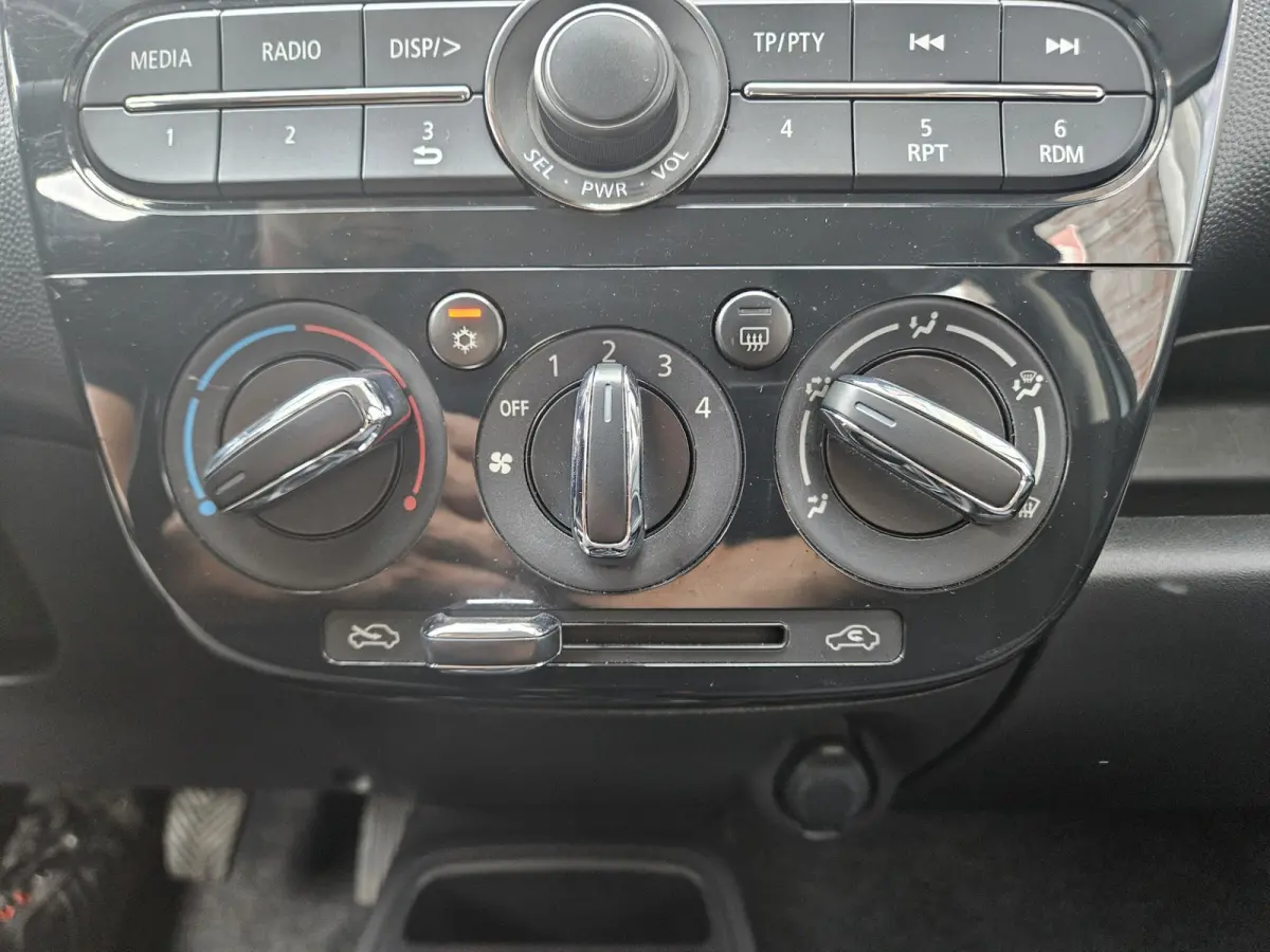 1.0 Cool+ Airco! Dealer Onderhouden! NAP! Nette Auto! 5-Deurs!
