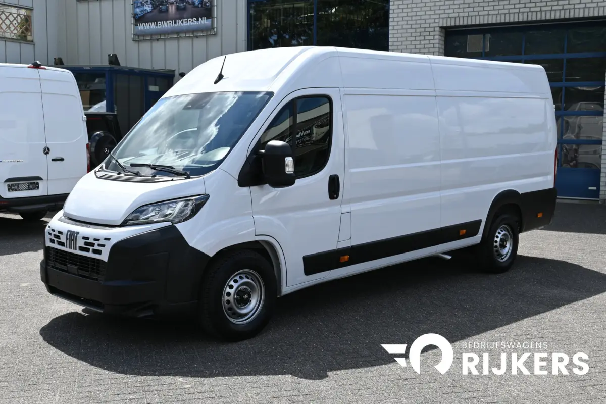 L4H2 Maxi 140 pk 2.2 MultiJet 3.5t Camera, 270 Graden achterdeuren