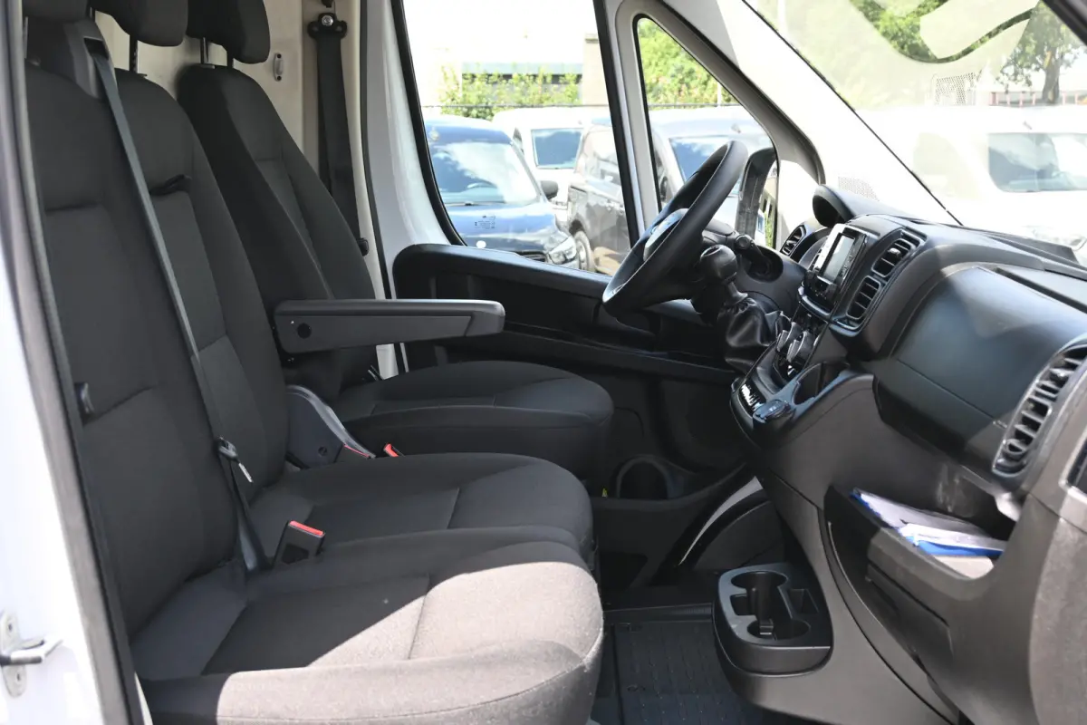 L4H2 Maxi 140 pk 2.2 MultiJet 3.5t Camera, 270 Graden achterdeuren