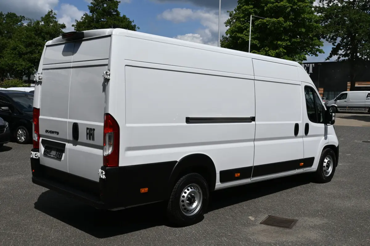 L4H2 Maxi 140 pk 2.2 MultiJet 3.5t Camera, 270 Graden achterdeuren