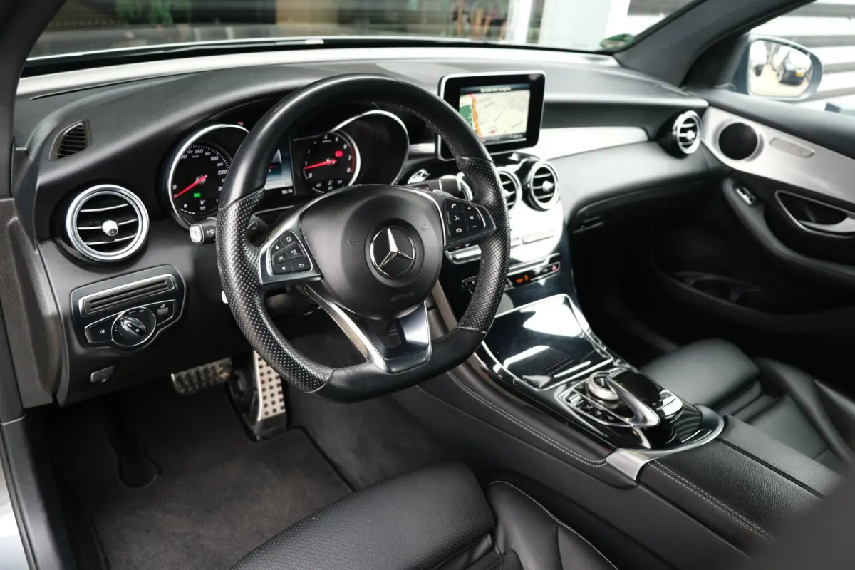 250 4MATIC AMG DCT Navi Leder Led Trekhaak Camera