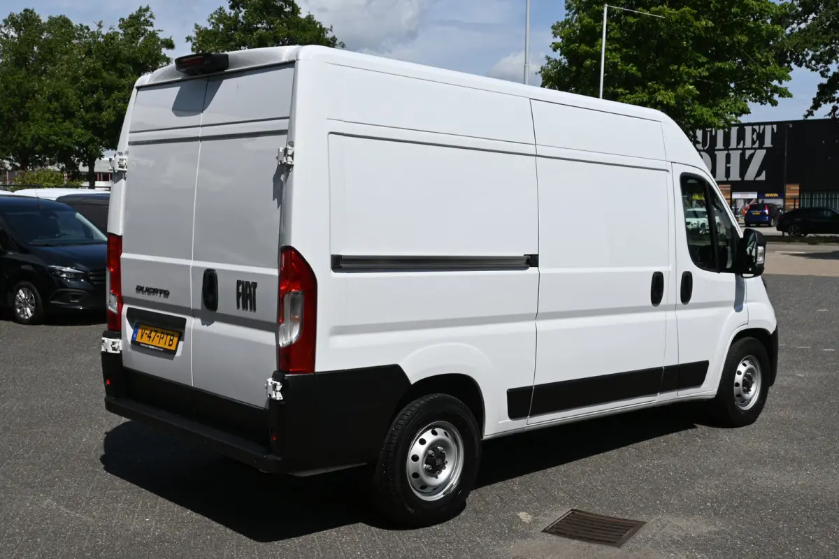 L2H2 2.2 MultiJet 140 pk 3.5t Camera, Cruise control, 270 Graden deuren