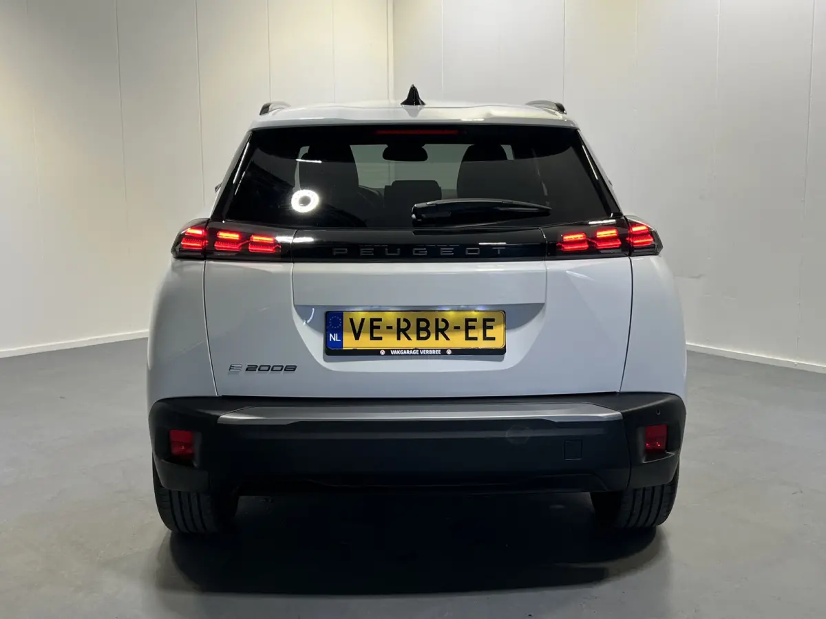 EV Allure Avantage 54 kWh | SoH 97% | Achteruitrijcamera | Android/Apple Carplay | LM Velgen 17" | PDC Voor en Achter | Cruise Control | Bluetooth | DAB | Airco |