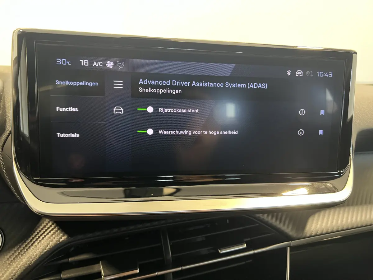 EV Allure Avantage 54 kWh | SoH 97.8% | Android/Apple Carplay | LM Velgen 17" | PDC Voor en Achter | Cruise Control | Bluetooth | DAB | Airco |