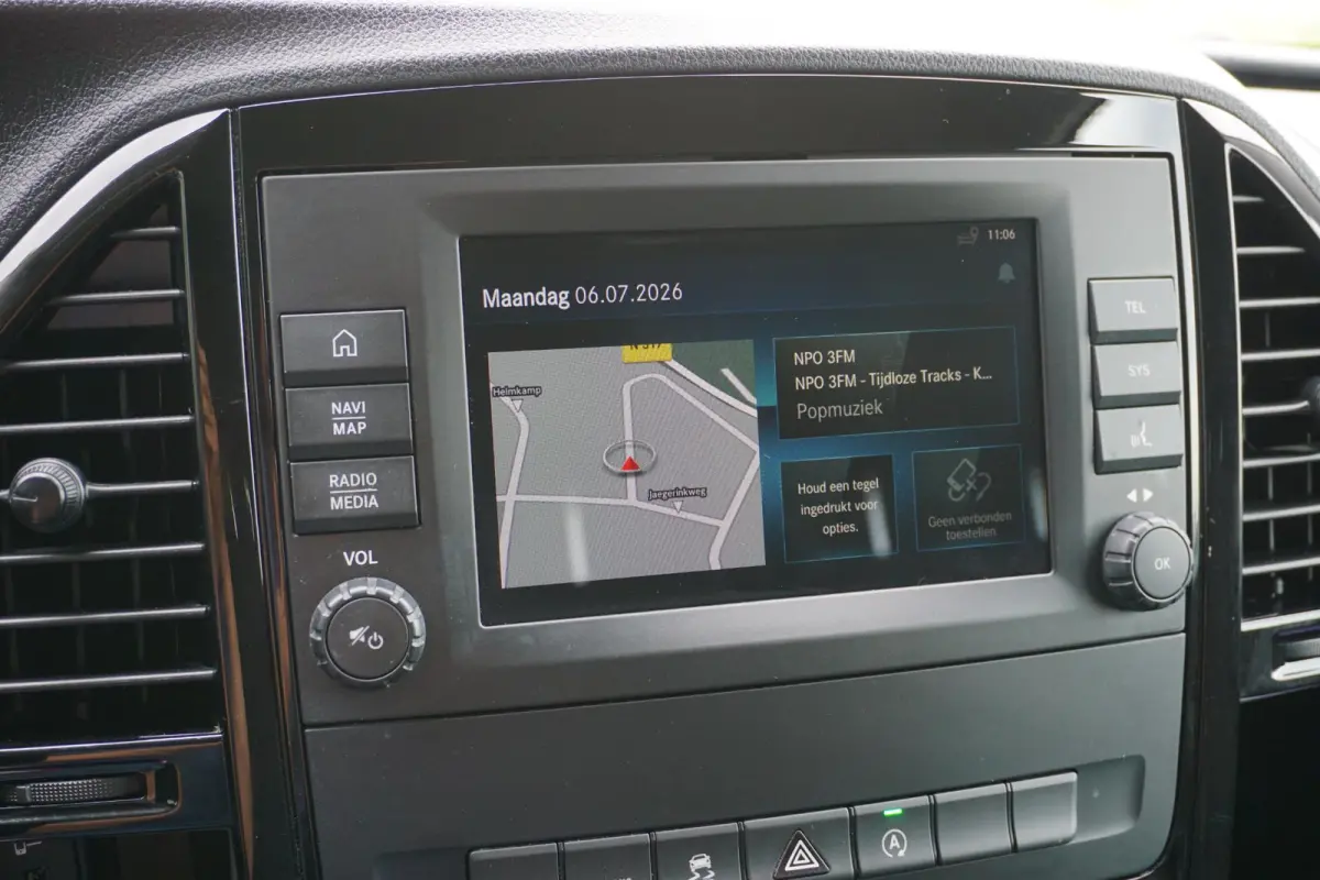 116 CDI Lang Grijs |1e eigenaar |Automaat |Camera |Cruise |Navi |Airco |163 pk |Carplay |Android Auto |EURO6 |Lederen stuurwiel |BPM vrij!
