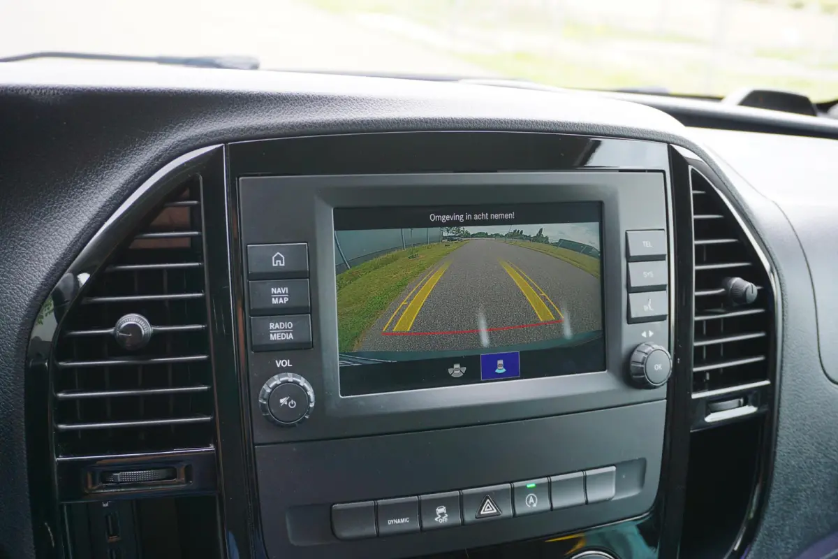 116 CDI Lang Grijs |1e eigenaar |Automaat |Camera |Cruise |Navi |Airco |163 pk |Carplay |Android Auto |EURO6 |Lederen stuurwiel |BPM vrij!