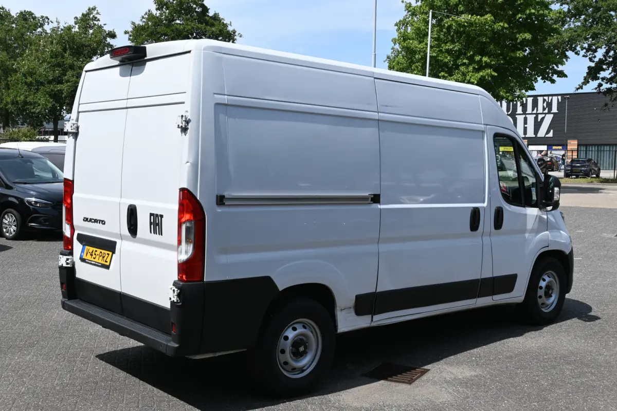 L2H2 2.2 MultiJet 140 pk 3.5t Camera, Cruise control, 270 Graden deuren