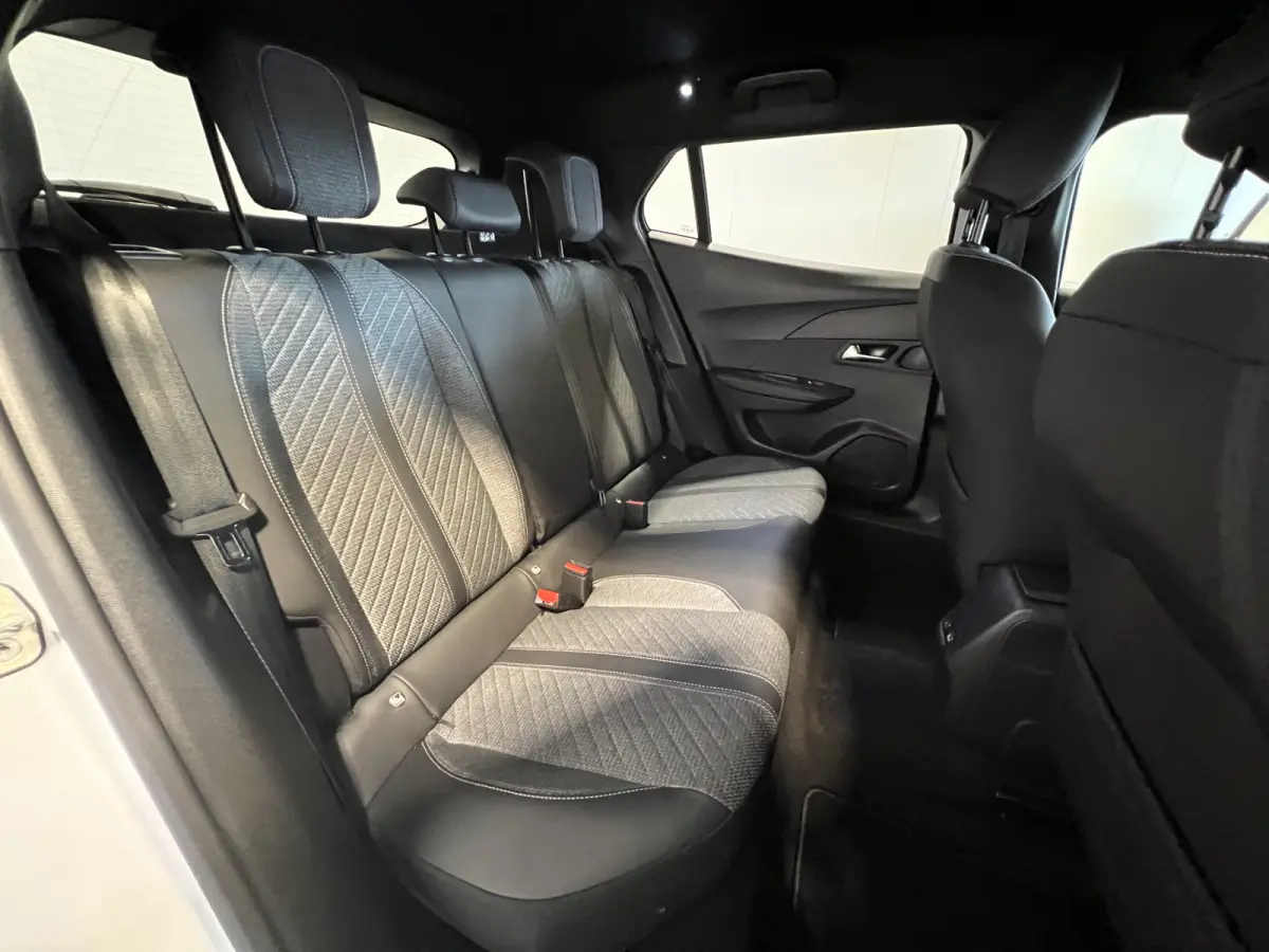 EV Allure Avantage 54 kWh | SoH 97.4% | Android/Apple Carplay | LM Velgen 17" | PDC Voor en Achter | Cruise Control | Bluetooth | DAB | Airco |