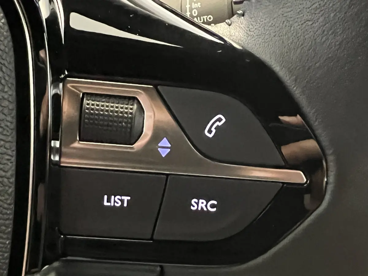 EV Allure Avantage 54 kWh | SoH 97.4% | Android/Apple Carplay | LM Velgen 17" | PDC Voor en Achter | Cruise Control | Bluetooth | DAB | Airco |
