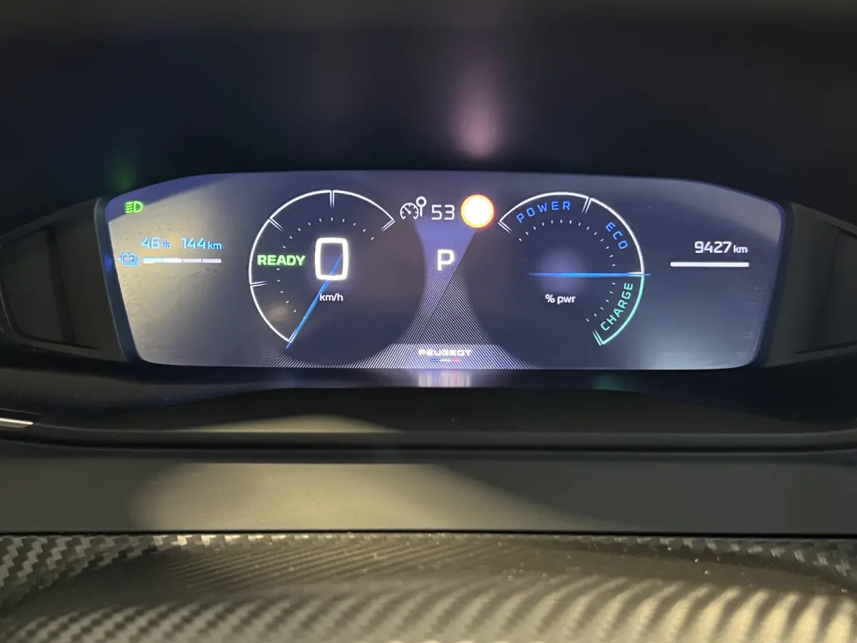 EV Allure Avantage 54 kWh | SoH 97.4% | Android/Apple Carplay | LM Velgen 17" | PDC Voor en Achter | Cruise Control | Bluetooth | DAB | Airco |
