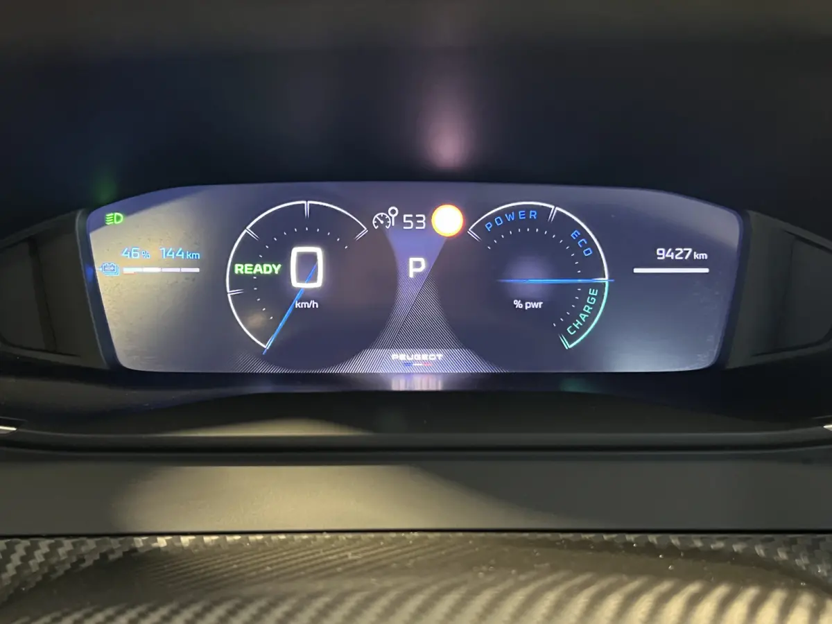 EV Allure Avantage 54 kWh | SoH 97.4% | Android/Apple Carplay | LM Velgen 17" | PDC Voor en Achter | Cruise Control | Bluetooth | DAB | Airco |