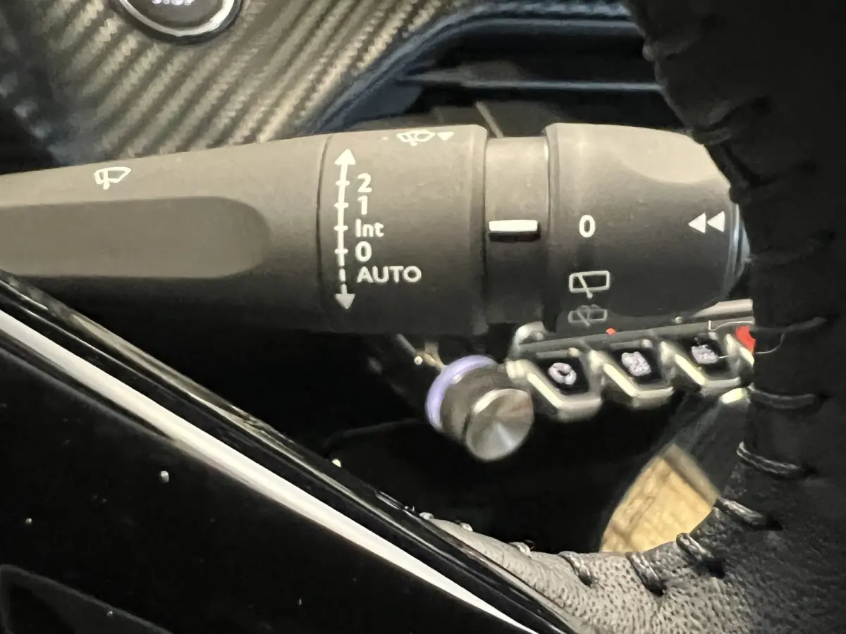 EV Allure Avantage 54 kWh | SoH 97.4% | Android/Apple Carplay | LM Velgen 17" | PDC Voor en Achter | Cruise Control | Bluetooth | DAB | Airco |