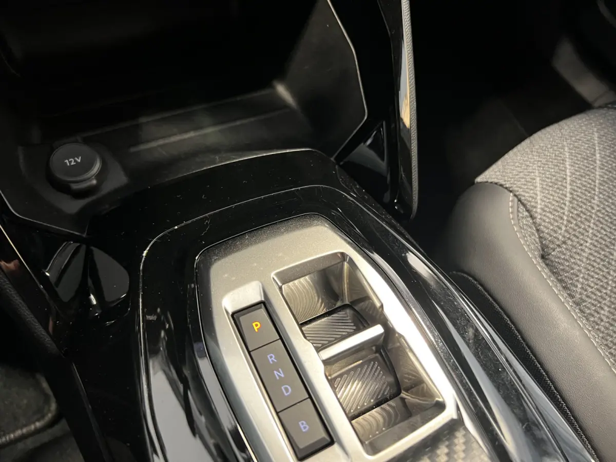 EV Allure Avantage 54 kWh | SoH 97.4% | Android/Apple Carplay | LM Velgen 17" | PDC Voor en Achter | Cruise Control | Bluetooth | DAB | Airco |