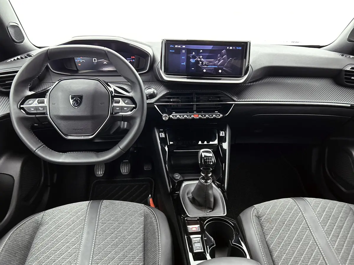 SUV Allure 100pk | Navigatie | Climate Control | Cruise Control | Parkeersensoren v+a | Keyless | Armsteun | Digitaal instrumentenpaneel | Draadloze Apple Carplay / Android Auto + telefoonla