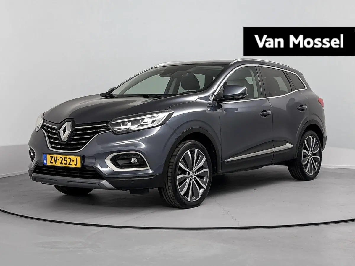 1.3 TCe Intens Airco | Stoelverwarming | Apple Carplay | Android Auto | Cruise Control | Achteruitrijcamera | Bluetooth | Buitenspiegels Elektrisch Inklapbaar | Dakrails | Lederen Stuurwiel 