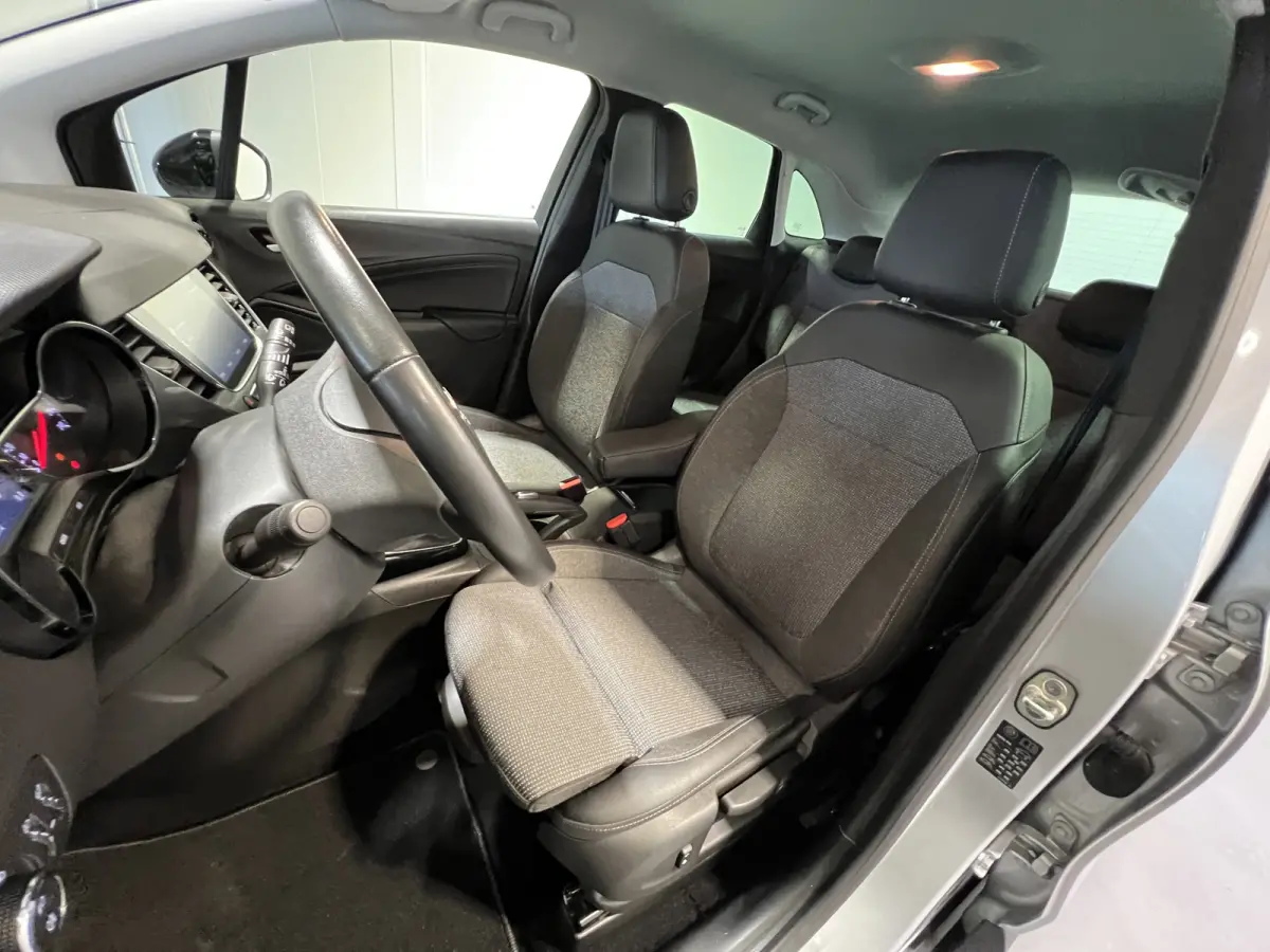 1.2 Turbo Elegance | Navigatie/Android/Apple Carplay | LM Velgen 16" | Cruise Control | PDC Voor en Achter | Airco | DAB |
