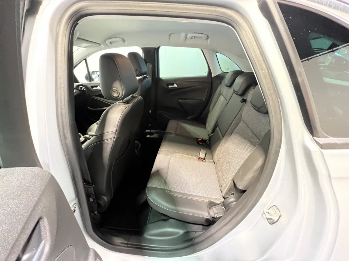 1.2 Turbo Elegance | Navigatie/Android/Apple Carplay | LM Velgen 16" | Cruise Control | PDC Voor en Achter | Airco | DAB |