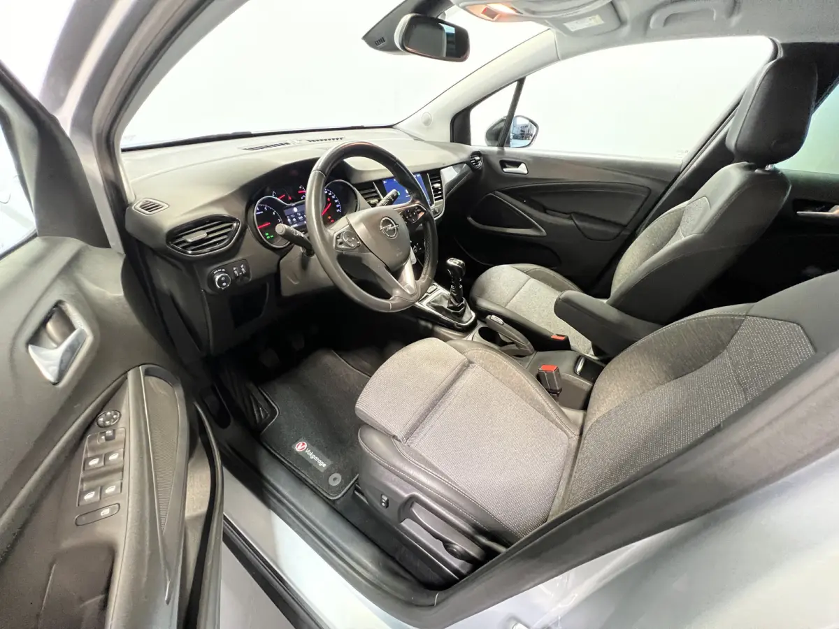 1.2 Turbo Elegance | Navigatie/Android/Apple Carplay | LM Velgen 16" | Cruise Control | PDC Voor en Achter | Airco | DAB |
