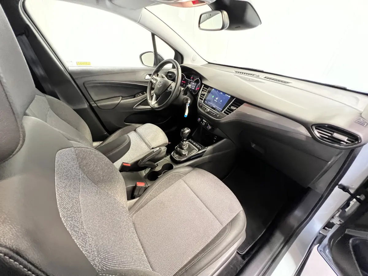 1.2 Turbo Elegance | Navigatie/Android/Apple Carplay | LM Velgen 16" | Cruise Control | PDC Voor en Achter | Airco | DAB |