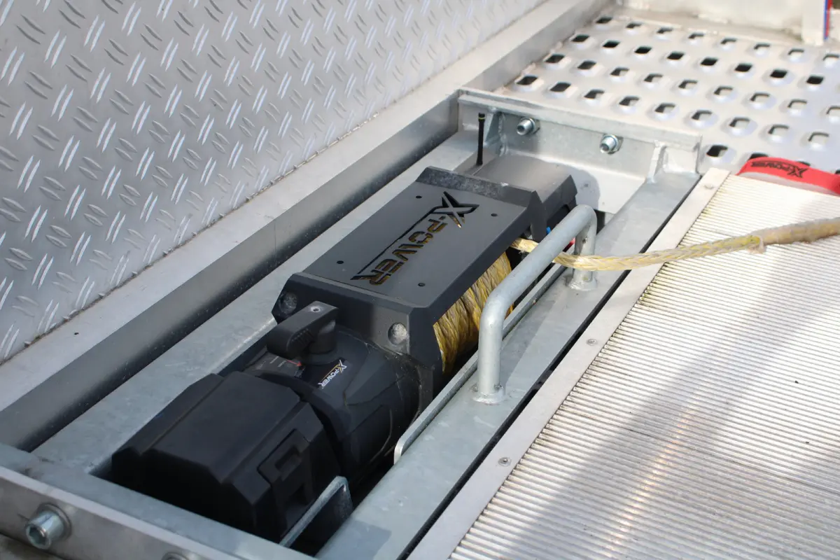 2.2D 165 L3 Autotransporter + aanhanger | Luchtvering | Tijhof Aluliner | Navigatie | Apple Carplay | Climate Control