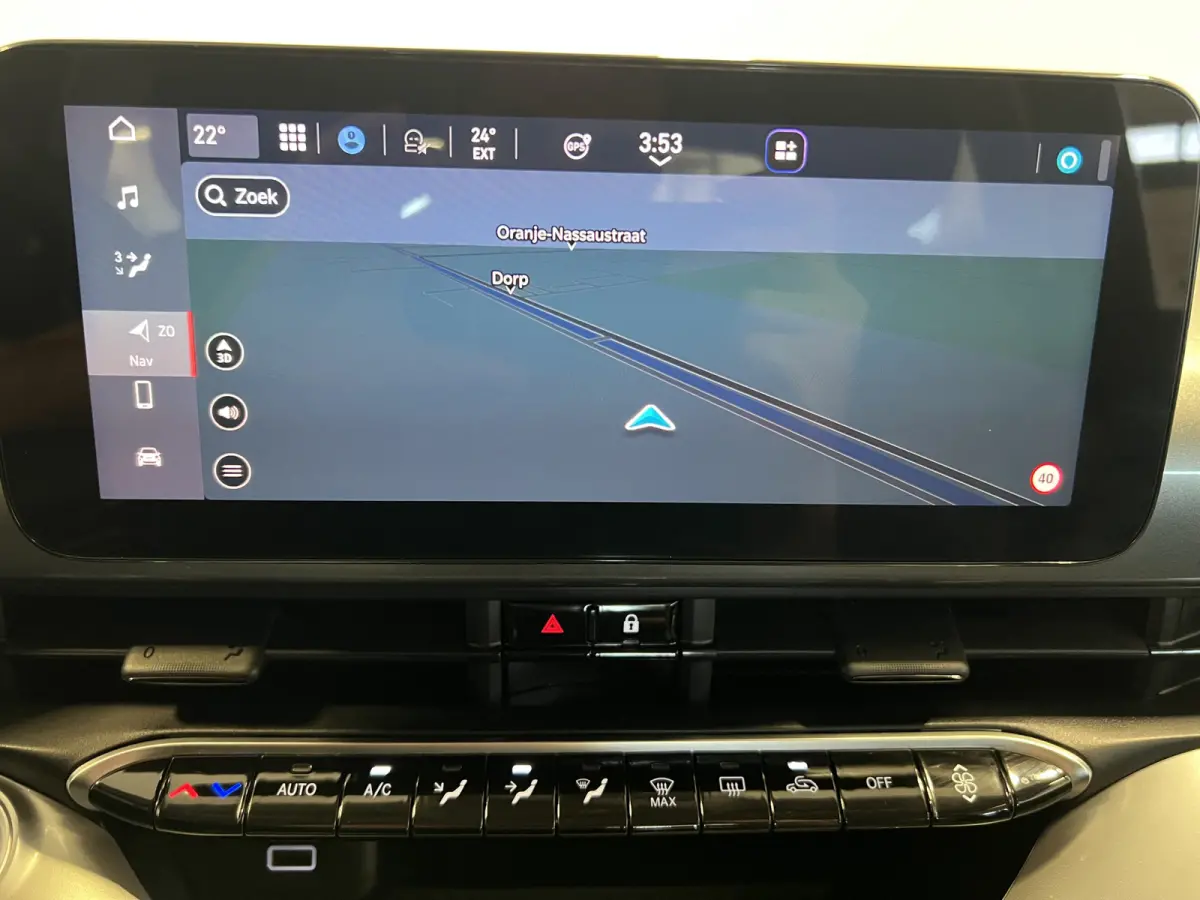 Icon 42 kWh | Navigatie/Android/Apple Carplay | LM Velgen 16" | Cruise Control | DAB | Cruise Control | Airco |