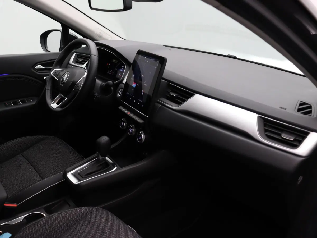 E-Tech Hybrid 145pk Techno | Led | Half leder | Apple carplay & Android auto | achteruitrij camera |