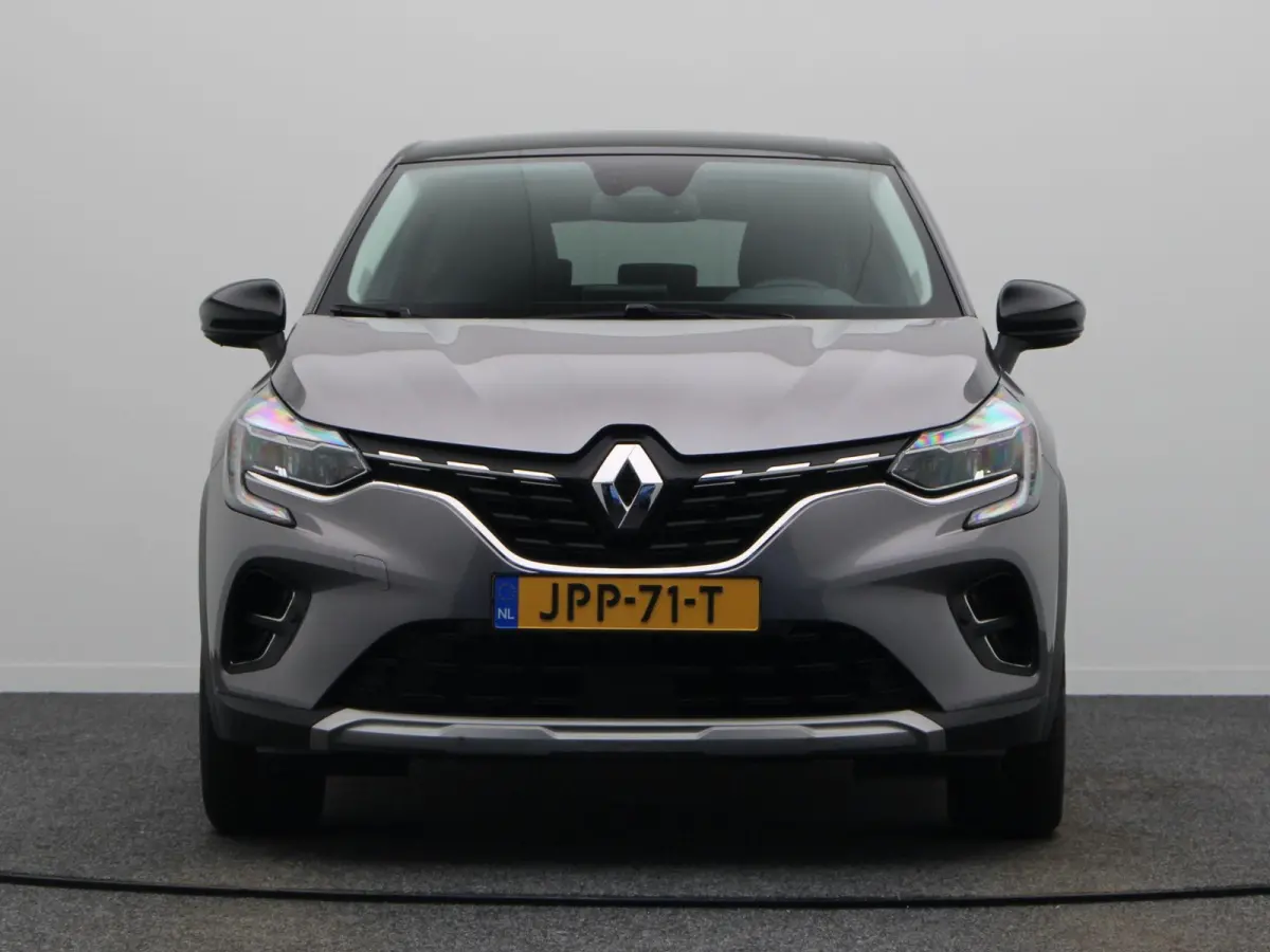 E-Tech Hybrid 145pk Techno | Led | Half leder | Apple carplay & Android auto | achteruitrij camera |