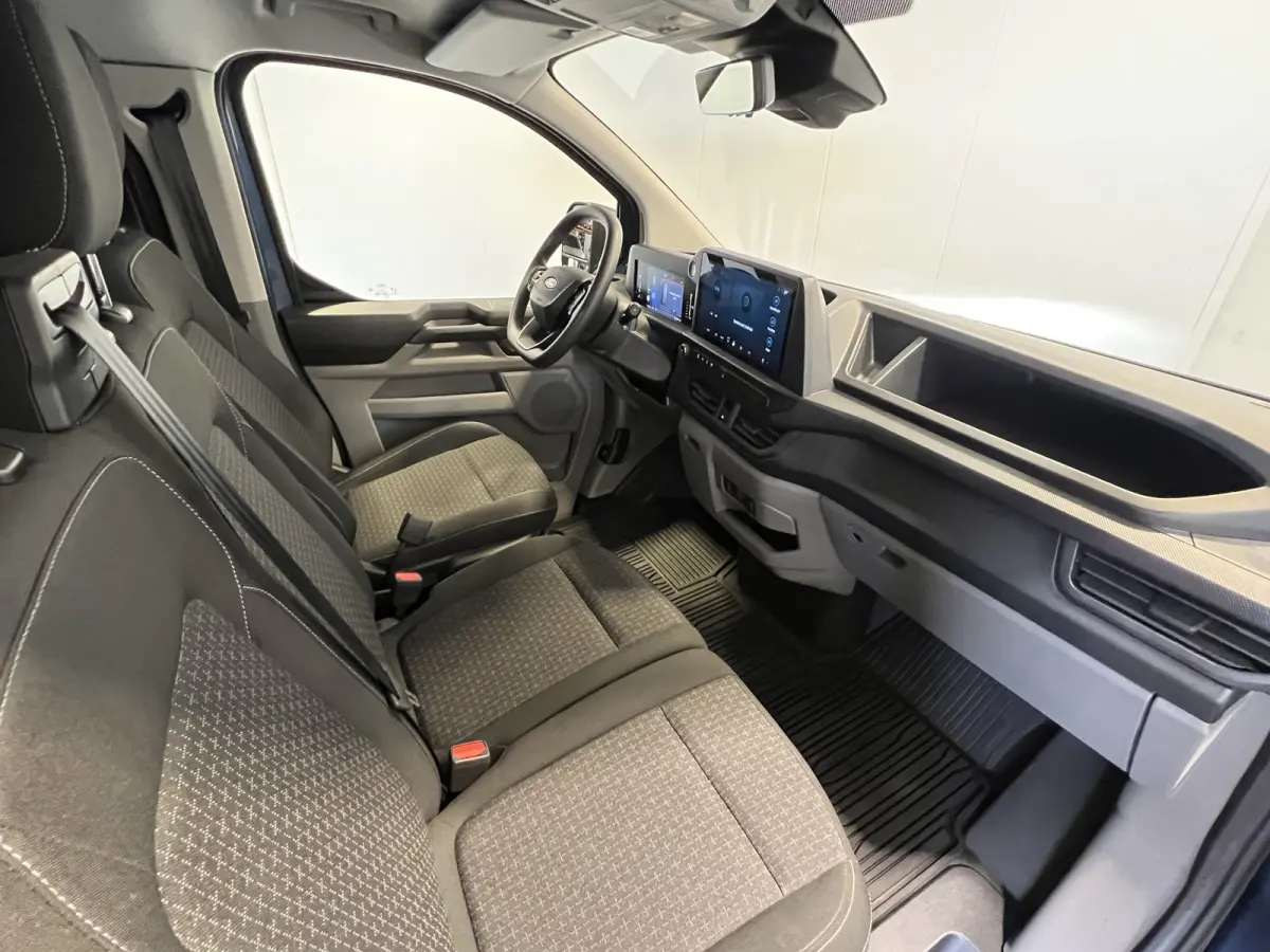 320 2.5 PHEV L1H1 Trend Trekhaak | Android Auto/Apple Carplay | Cruise Control | Achteruitrijcamera | PDC Voor en Achter | Verwarmde Voorruit |