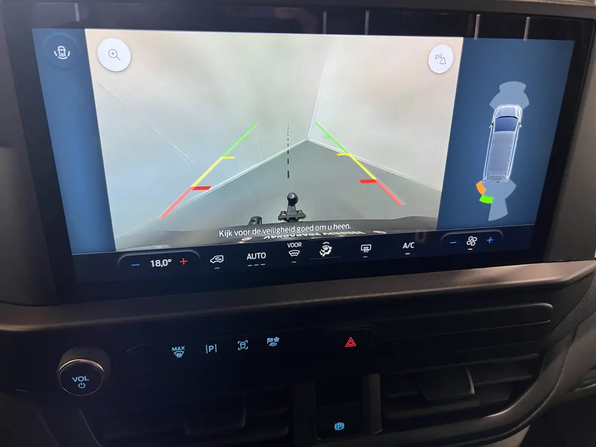 320 2.5 PHEV L1H1 Trend Trekhaak | Android Auto/Apple Carplay | Cruise Control | Achteruitrijcamera | PDC Voor en Achter | Verwarmde Voorruit |