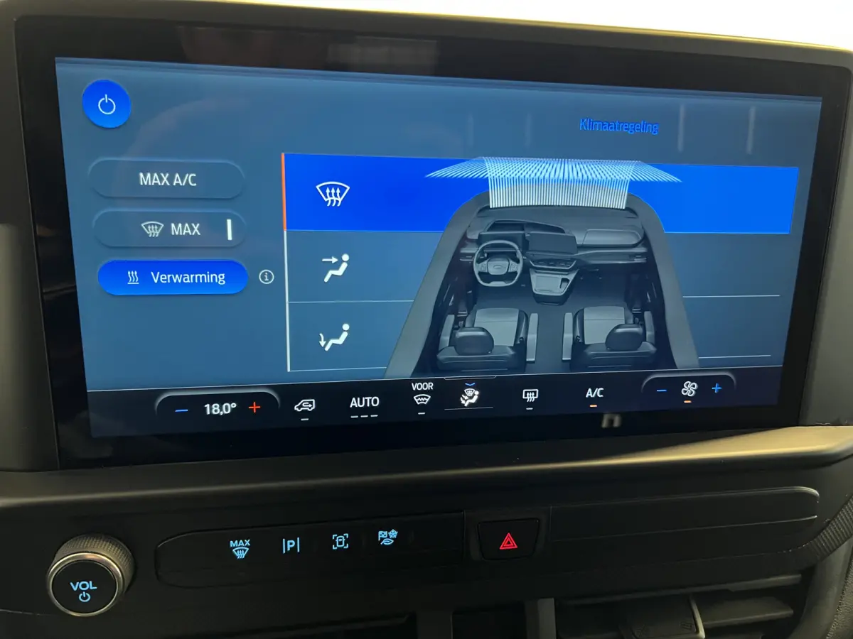 320 2.5 PHEV L1H1 Trend Trekhaak | Android Auto/Apple Carplay | Cruise Control | Achteruitrijcamera | PDC Voor en Achter | Verwarmde Voorruit |
