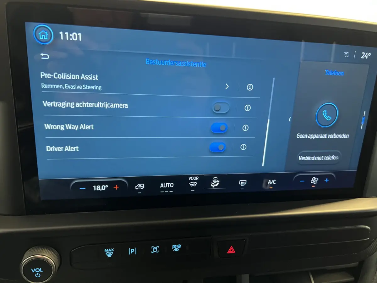 320 2.5 PHEV L1H1 Trend Trekhaak | Android Auto/Apple Carplay | Cruise Control | Achteruitrijcamera | PDC Voor en Achter | Verwarmde Voorruit |