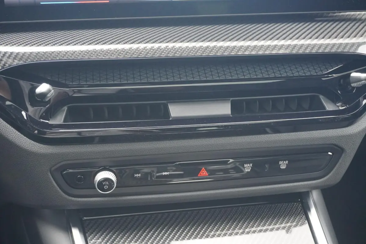 330e | M Sportpakket Pro | Panoramadak | Harman Kardon | Driving Assistant Professional | M Sportstoelen