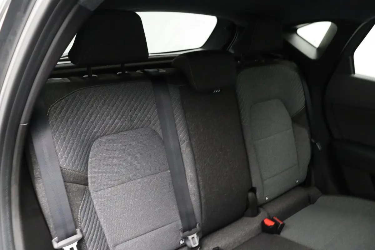 1.8 HEV AT Executive | Adaptieve Cruise Control | Stoel, Stuur en Voorruitverwarming | Rondom Camera's | 8 Jaar Fabrieksgarantie | €4000 Korting! |