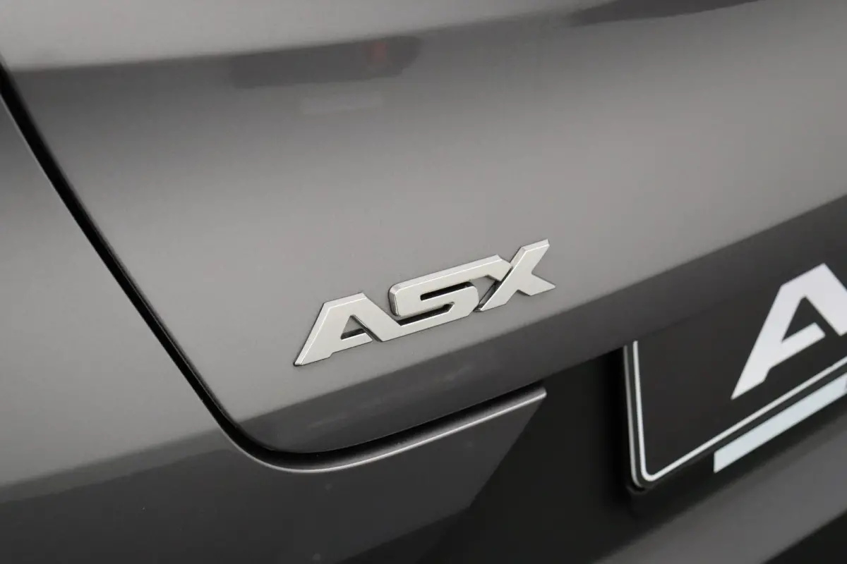 1.8 HEV AT Executive | Adaptieve Cruise Control | Stoel, Stuur en Voorruitverwarming | Rondom Camera's | 8 Jaar Fabrieksgarantie | €4000 Korting! |