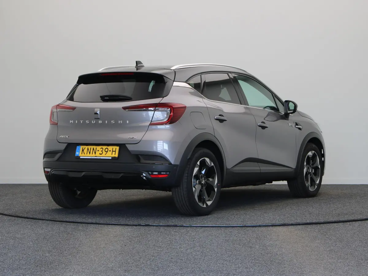 1.8 HEV AT Executive | Adaptieve Cruise Control | Stoel, Stuur en Voorruitverwarming | Rondom Camera's | 8 Jaar Fabrieksgarantie | €4000 Korting! |