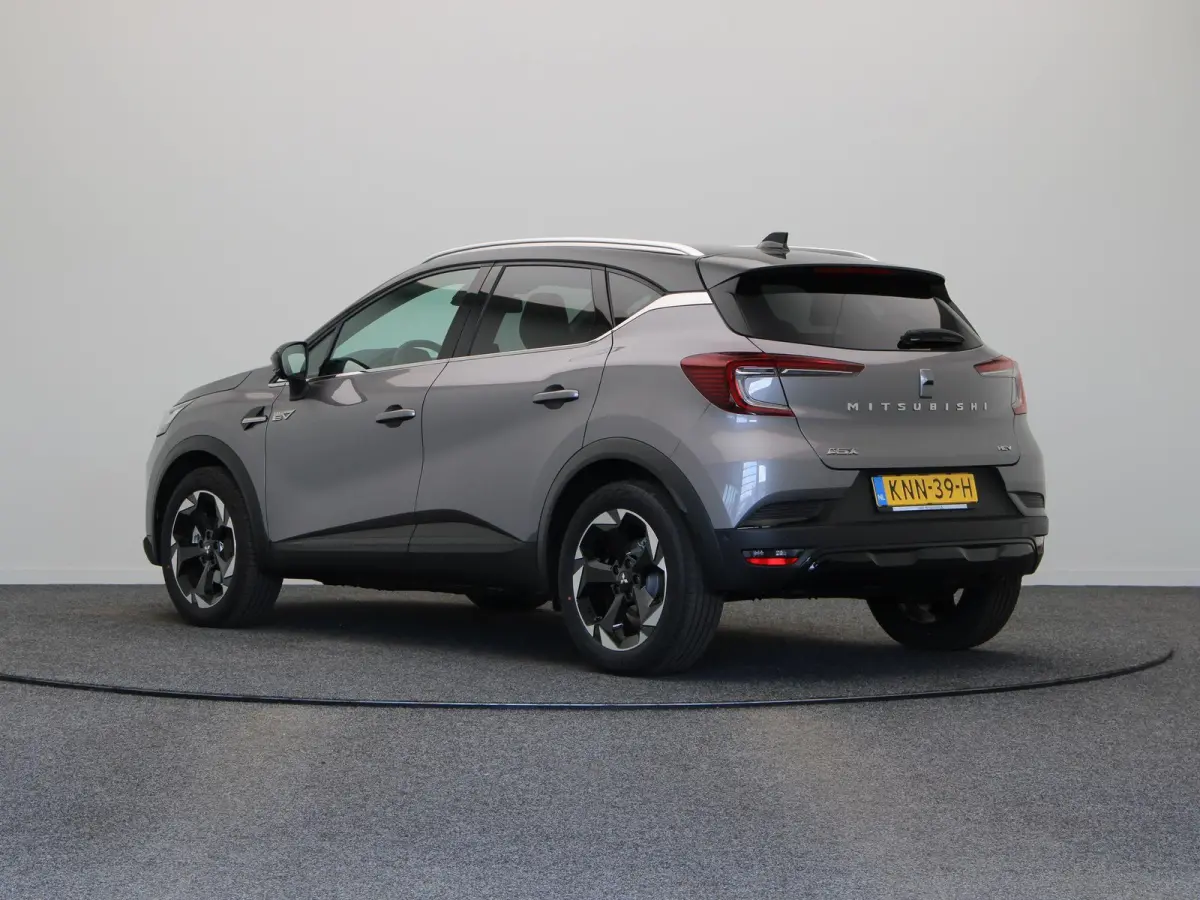 1.8 HEV AT Executive | Adaptieve Cruise Control | Stoel, Stuur en Voorruitverwarming | Rondom Camera's | 8 Jaar Fabrieksgarantie | €4000 Korting! |