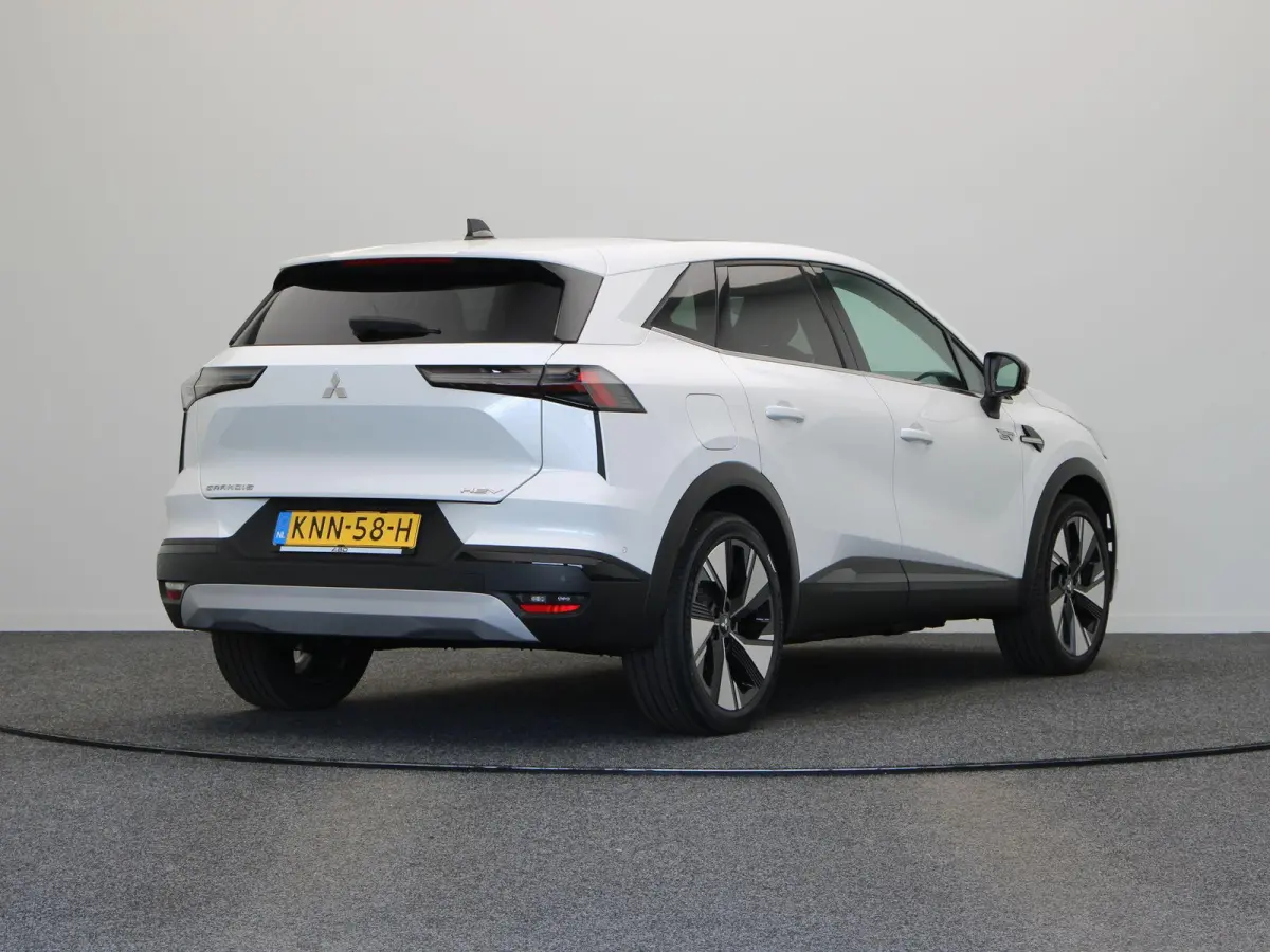 1.8 HEV Instyle | Panoramadak | Stoel, Stuur en voorruitverwarming | Lederen bekleding | Elektrische achterklep | Ronomzicht camera | Elektrisch verstelbarre best. stoel |