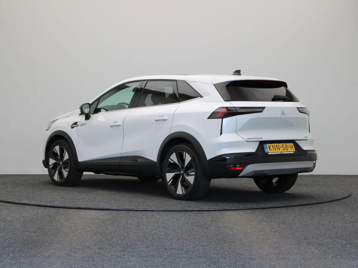 1.8 HEV Instyle | Panoramadak | Stoel, Stuur en voorruitverwarming | Lederen bekleding | Elektrische achterklep | Ronomzicht camera | Elektrisch verstelbarre best. stoel |